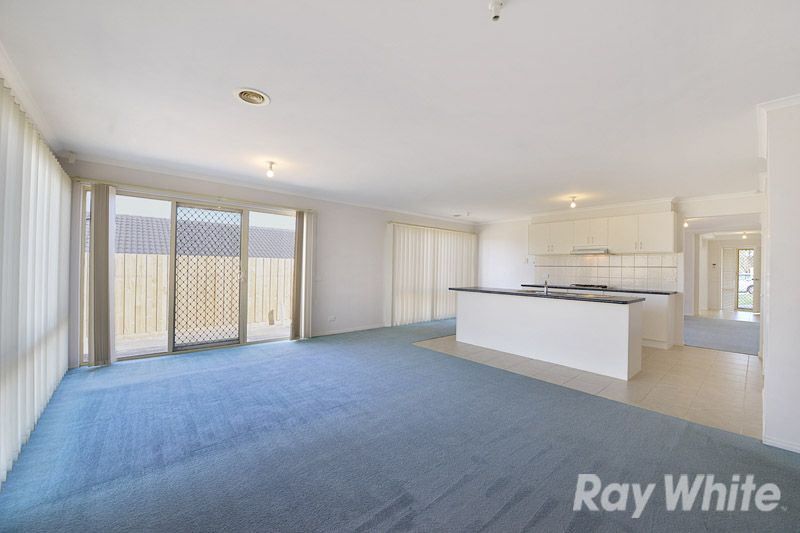 88 Earlsfield Drive, Berwick VIC 3806 House For Rent 550 Domain