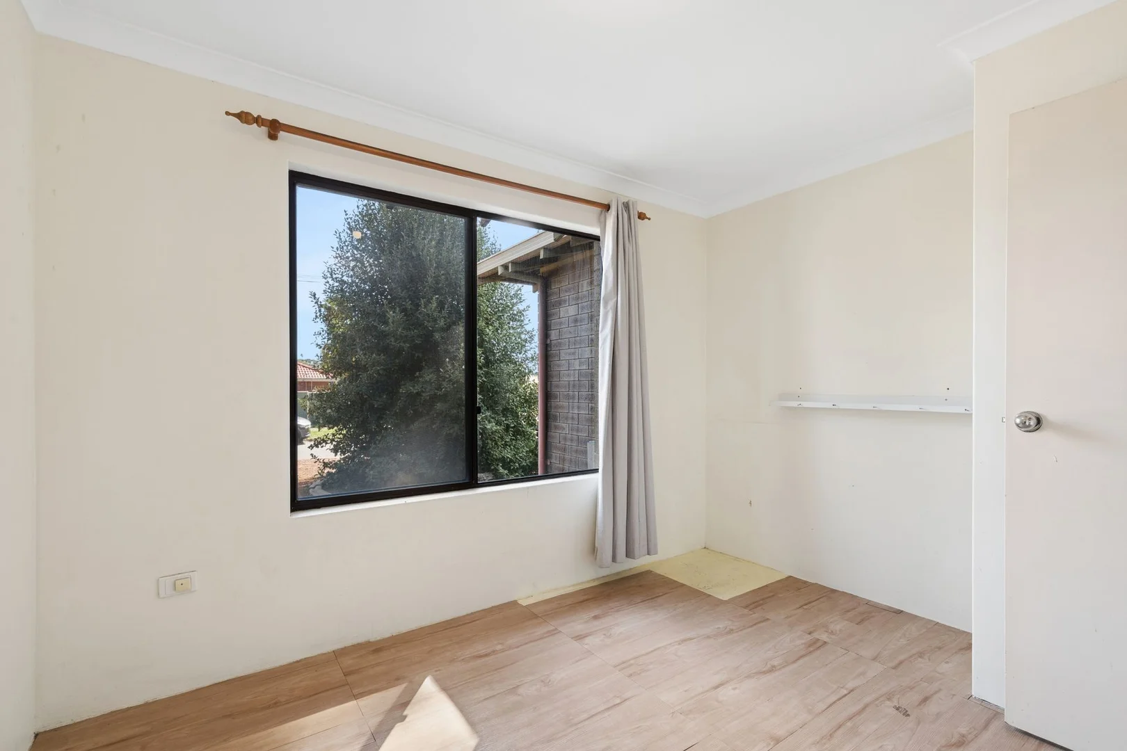 Additional image 11 of 16 Dionne Place, Gosnells WA 6110