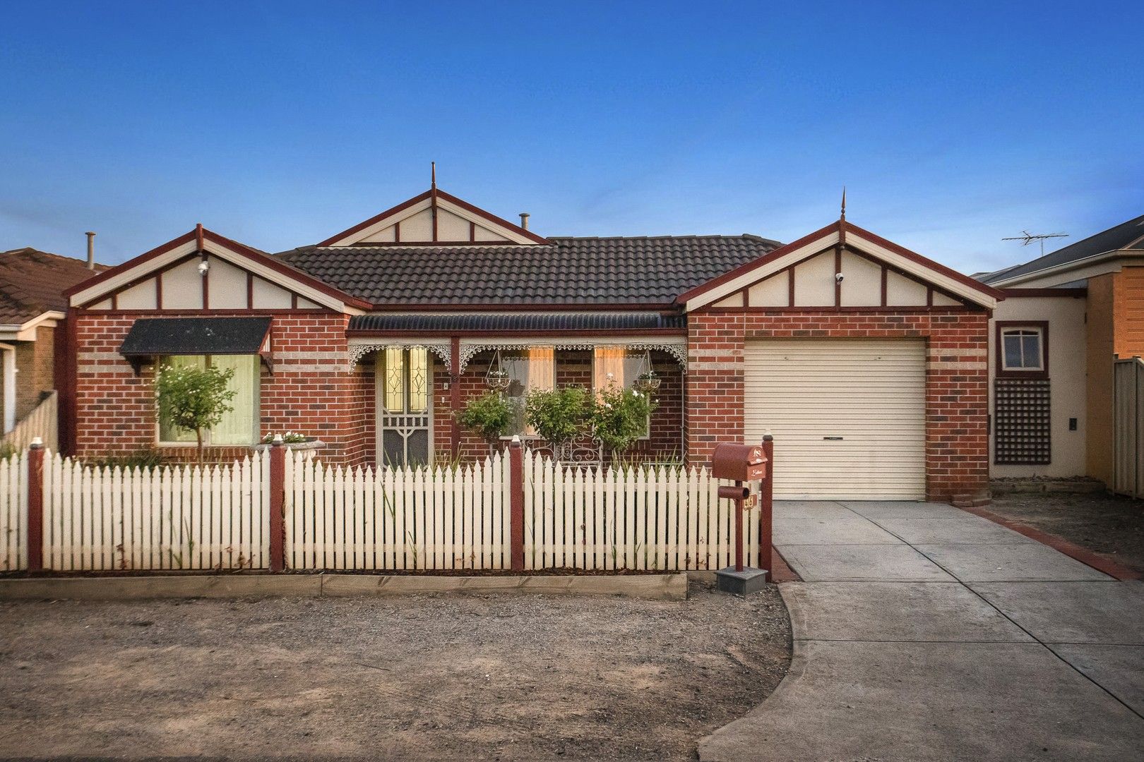 3 bedrooms House in 46 Retford Close WERRIBEE VIC, 3030