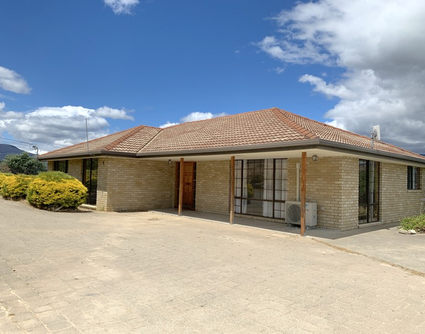 31 Pulpit Rock Road, New Norfolk TAS 7140