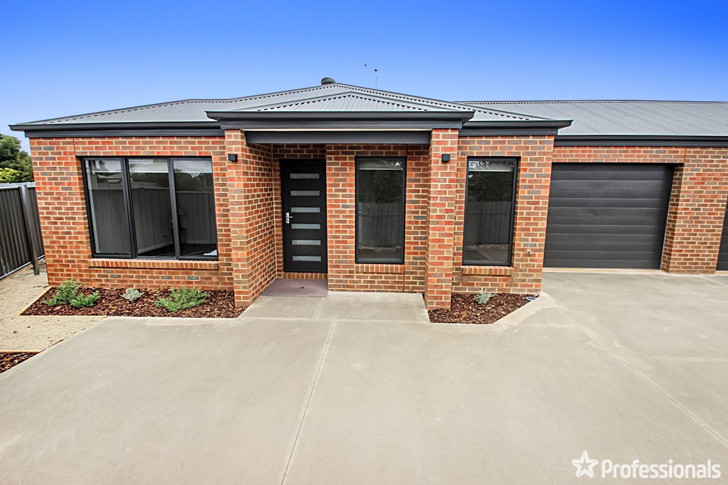 2/72B Barkly Street, Maryborough VIC 3465, Image 0