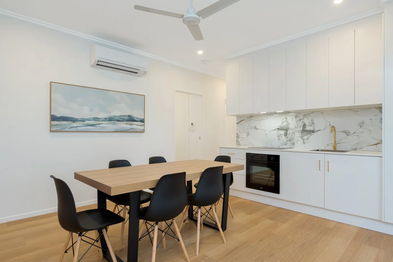 2/67 Charles Street, Gulliver QLD 4812