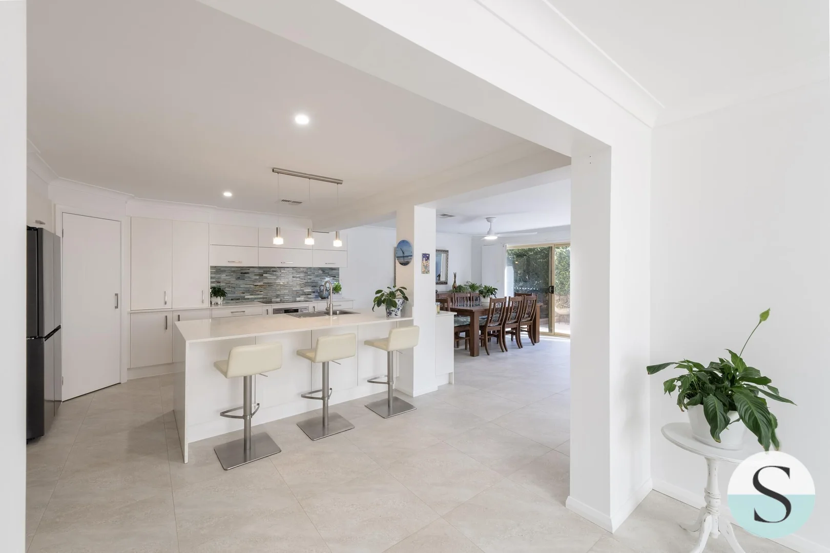 Additional image 27 of 11 Ebbtide Avenue, Caves Beach NSW 2281