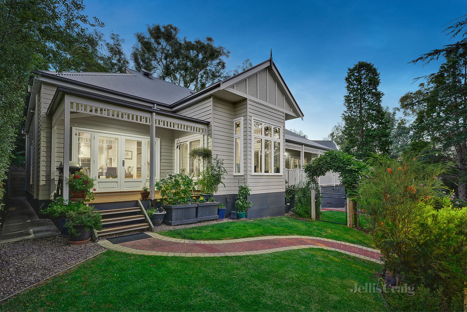 16 Drysdale Road, Warrandyte VIC 3113, Image 0