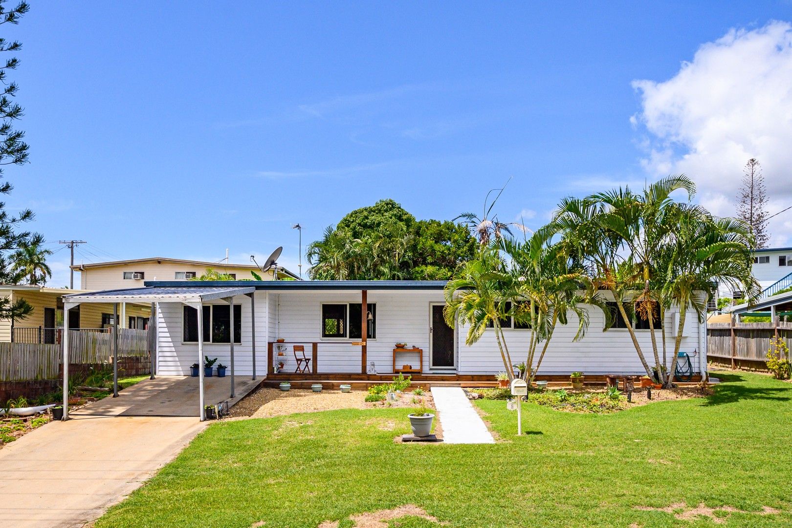 3 bedrooms House in 5 Anderson Street CLINTON QLD, 4680