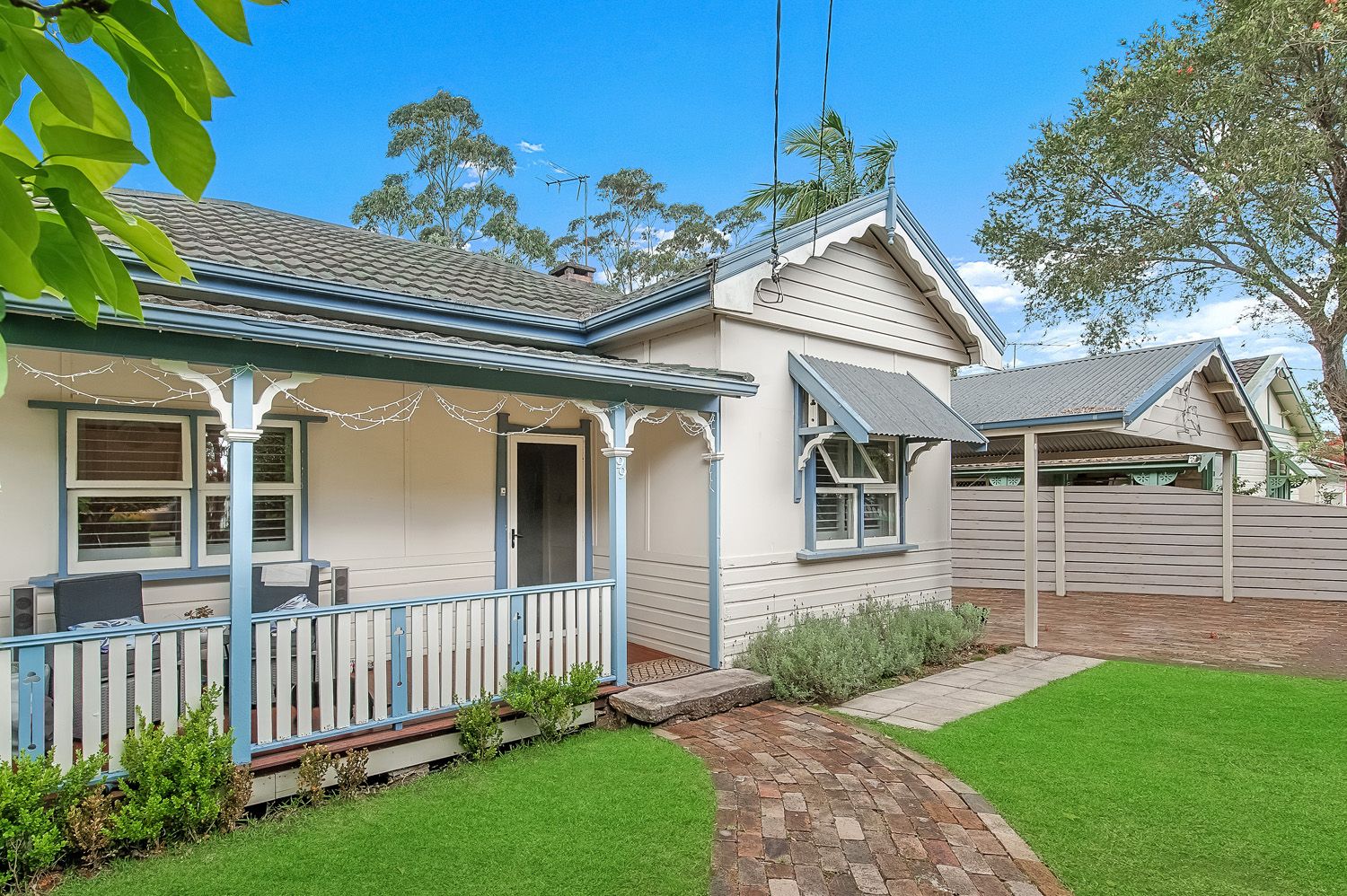 3 bedrooms House in 99 Pretoria Parade HORNSBY NSW, 2077