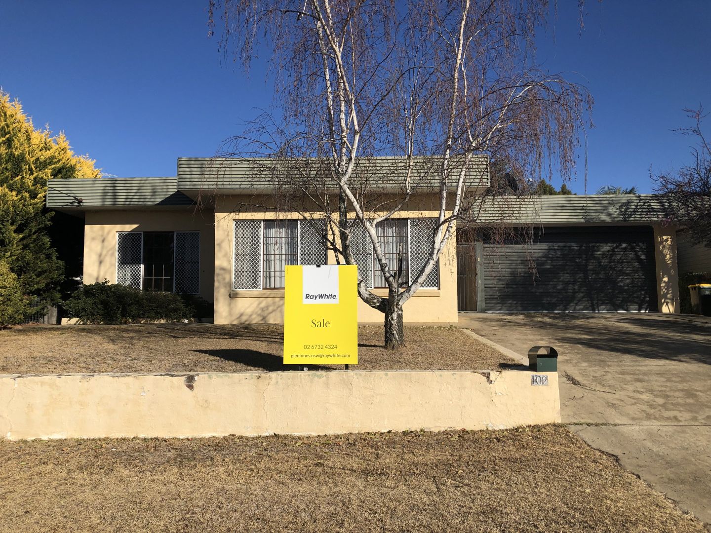 102 Macquarie Street, Glen Innes Property History & Address Research