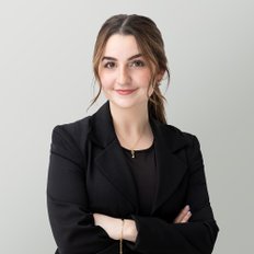 Stella Taktikos, Property manager