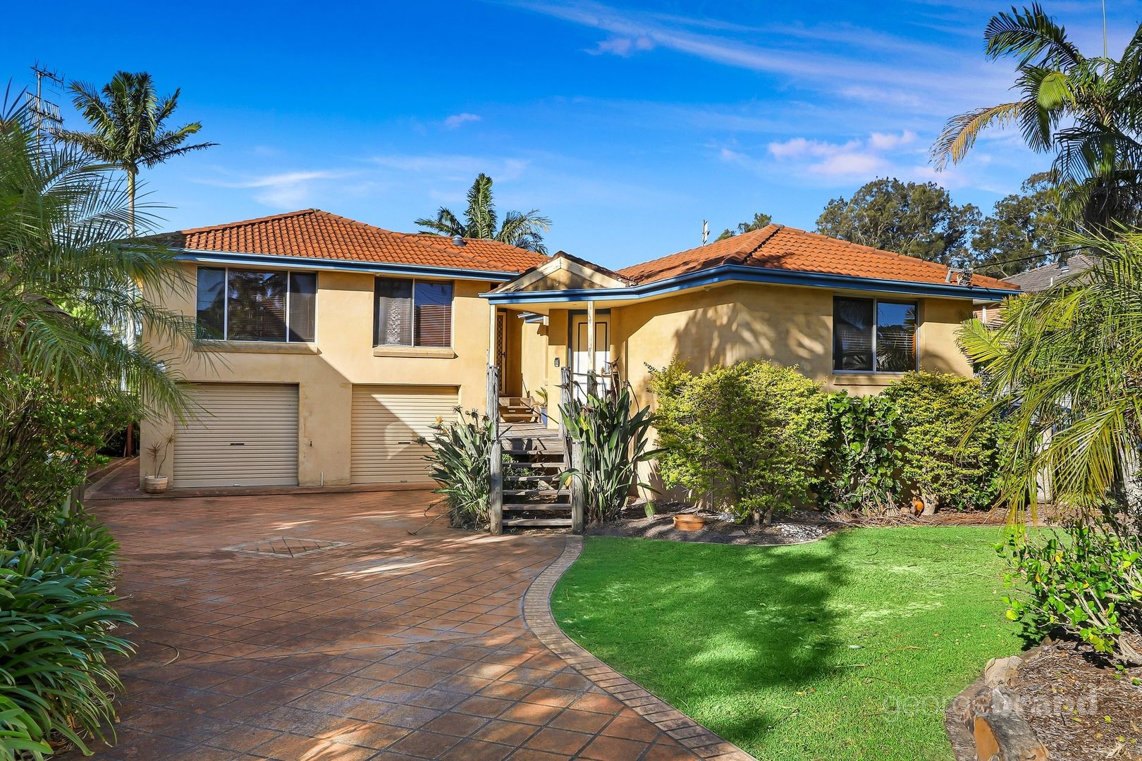 15 Hinemoa Avenue, Killarney Vale NSW 2261, Image 1