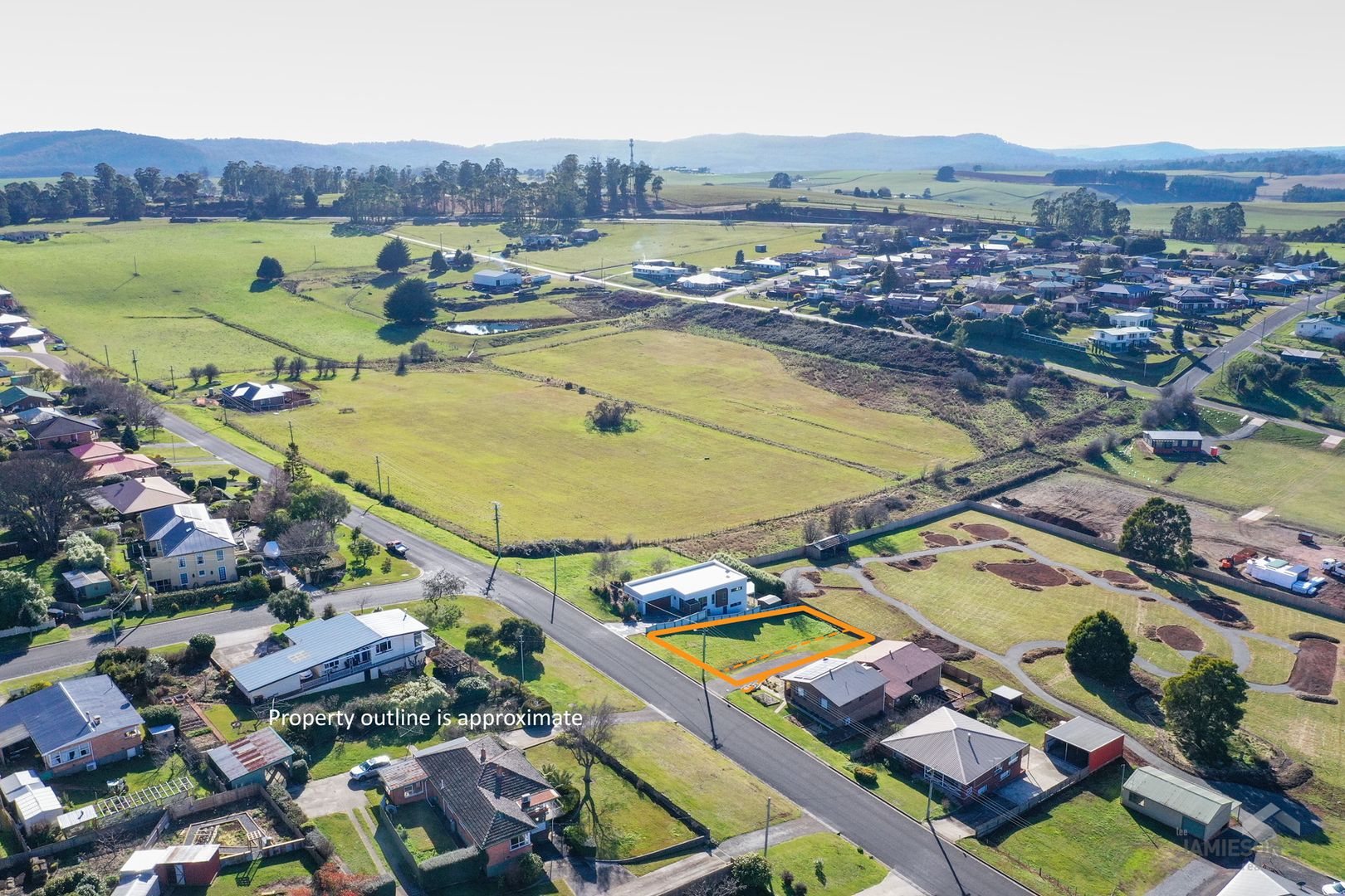 69 West Church Street, Deloraine TAS 7304, Image 2