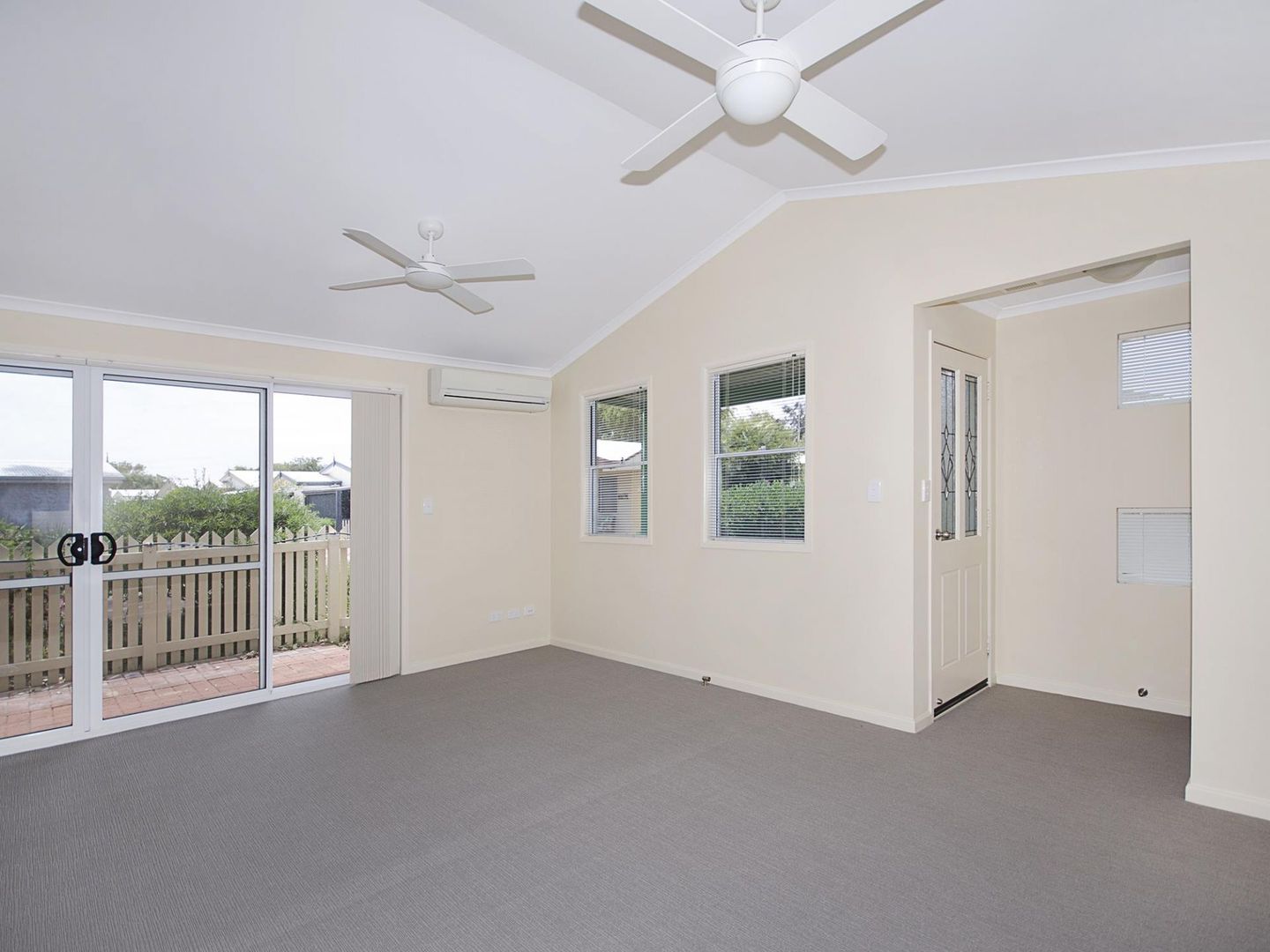 99/106 Oakleigh Drive, Erskine WA 6210, Image 2