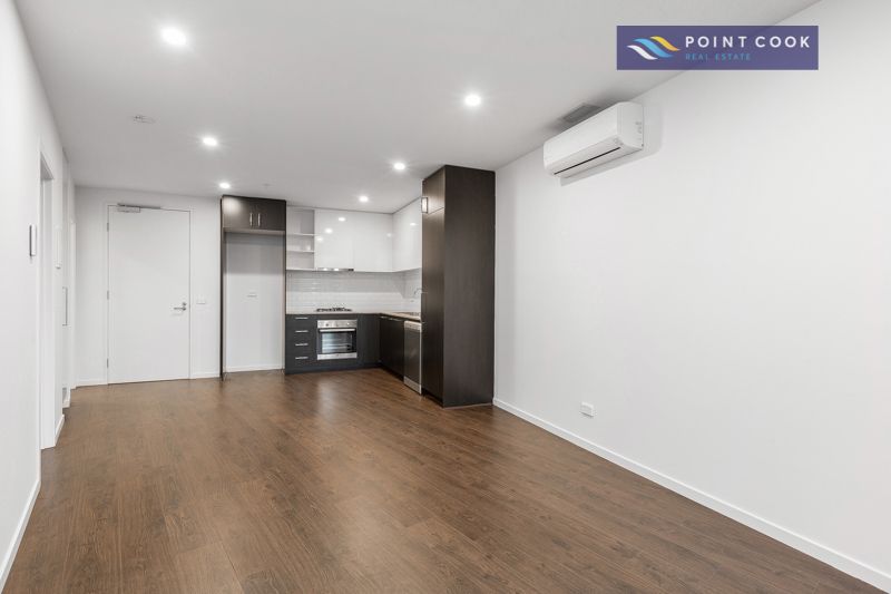101/18 Tribeca Drive, Point Cook VIC 3030, Image 2