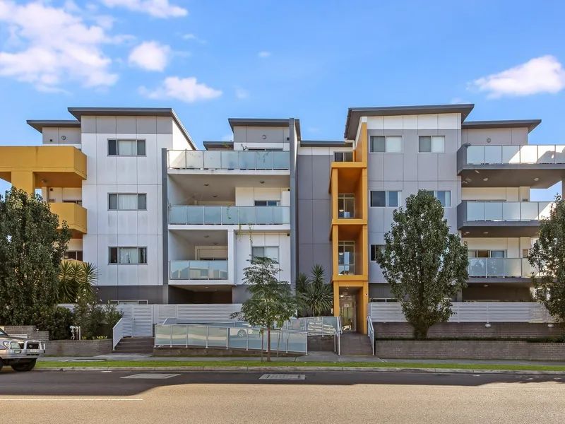 2 bedrooms Apartment / Unit / Flat in 26/45-49 Toongabbie Road TOONGABBIE NSW, 2146