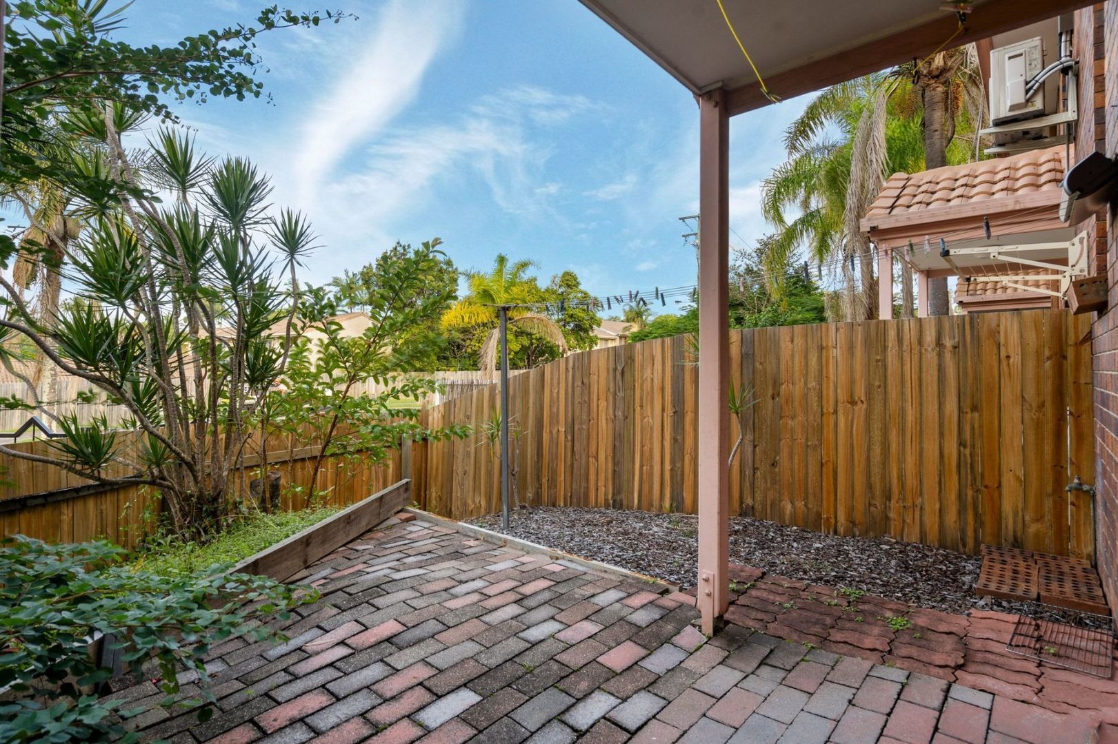 1/10 Damalis Street, Woodridge QLD 4114, Image 2