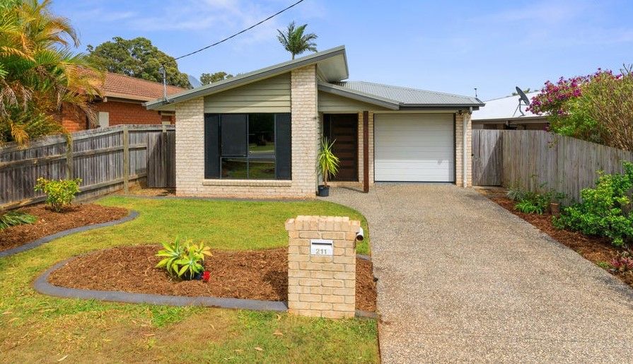4 bedrooms House in 211 Cane St REDLAND BAY QLD, 4165