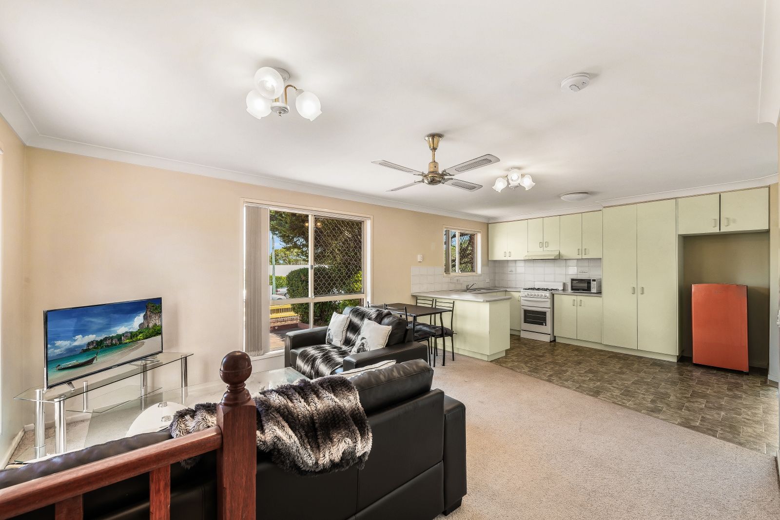 1/33 Helen Street, Newtown QLD 4350, Image 2