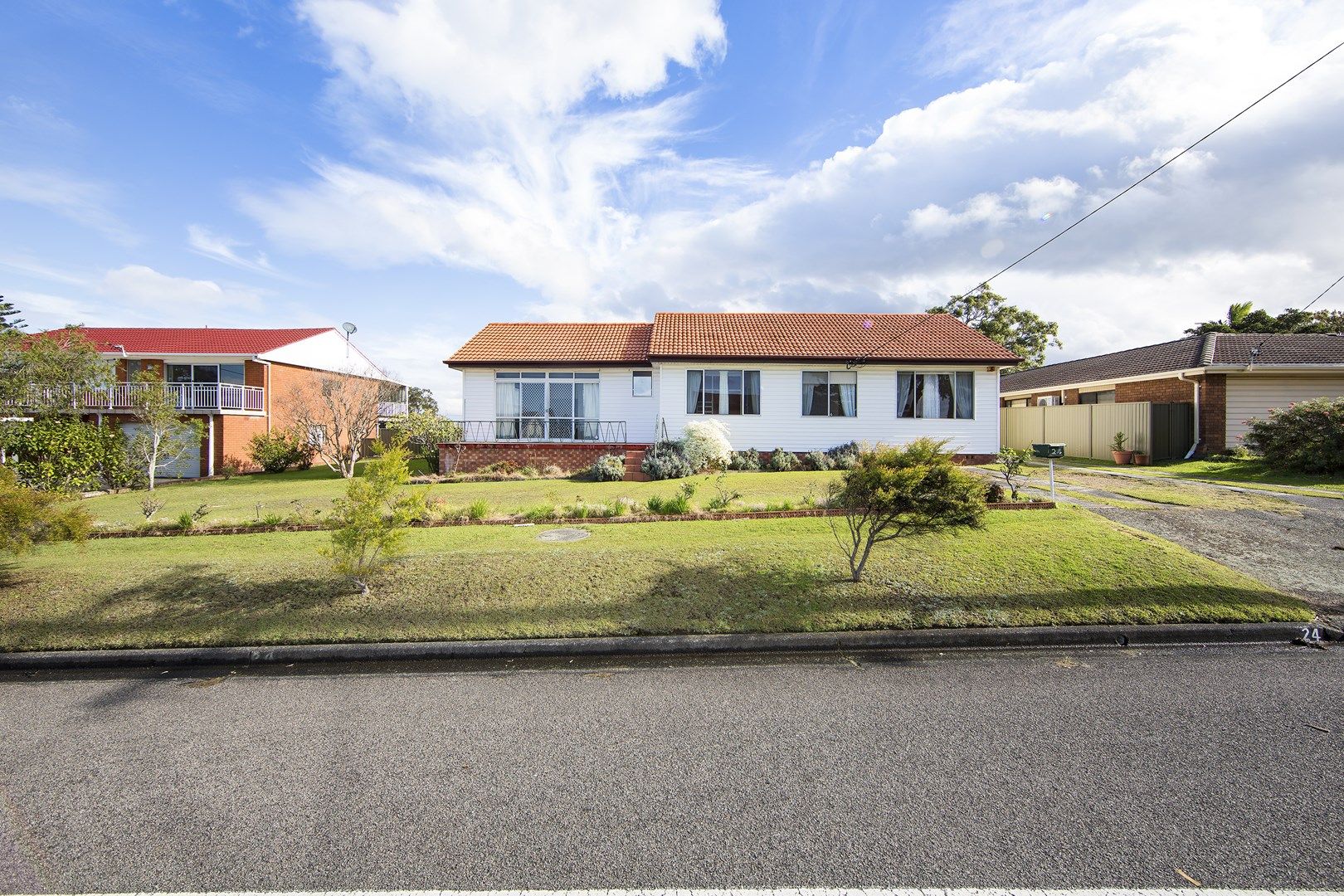 22-24 Woolana Avenue, Budgewoi NSW 2262, Image 0