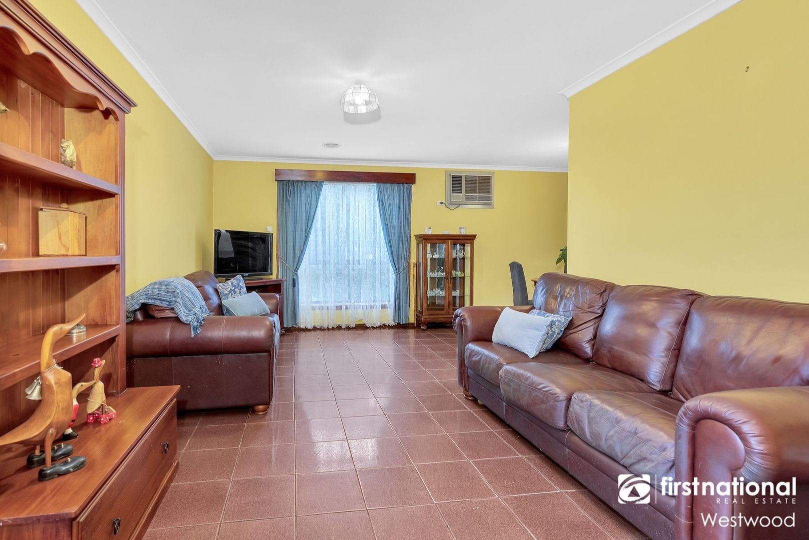14 Cameron Drive, Hoppers Crossing VIC 3029, Image 2