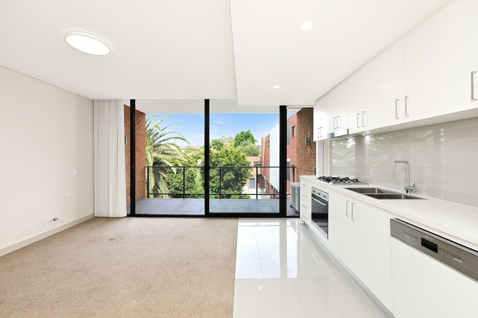 1 bedrooms Apartment / Unit / Flat in 202/1-15 West Street PETERSHAM NSW, 2049