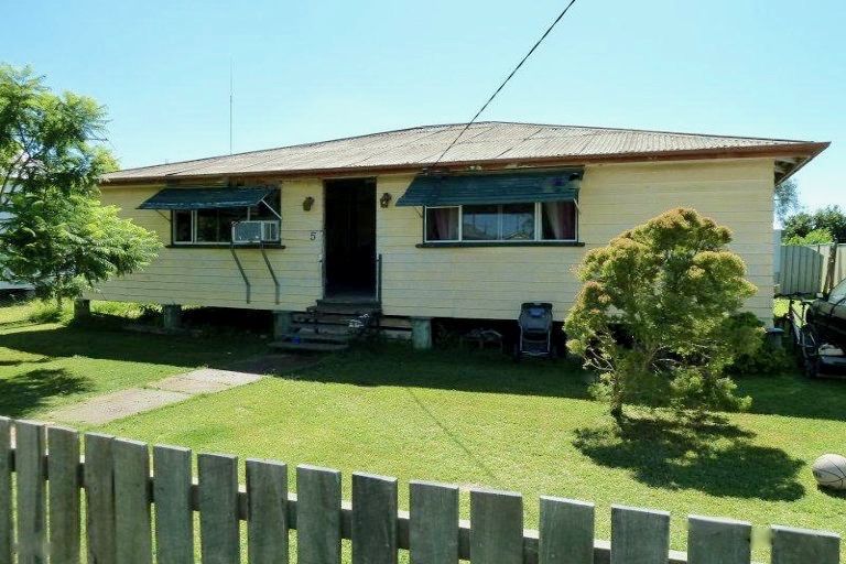 Oakey QLD 4401 4 beds house for Sale 2017278167 Domain