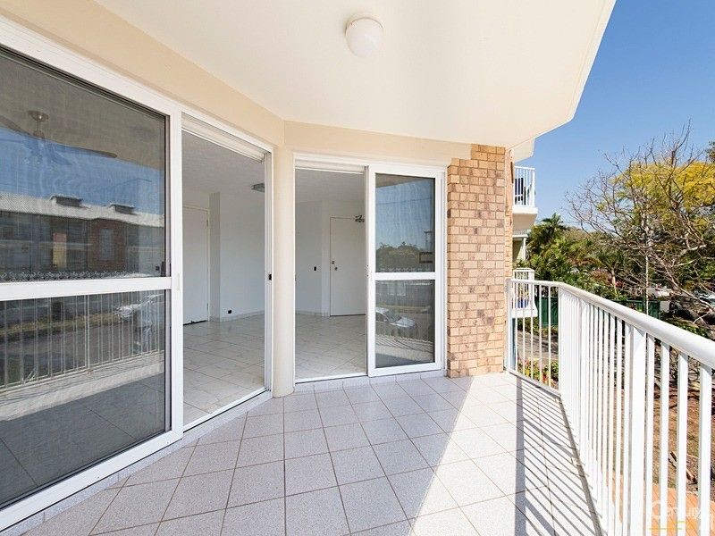 6/155 Wynnum Esplanade, Wynnum QLD 4178, Image 2