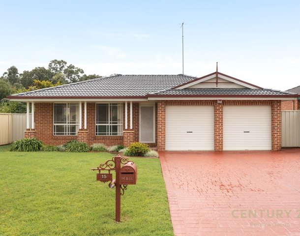 15 Withnell Crescent, St Helens Park NSW 2560