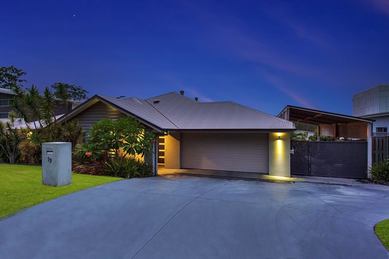 19 Kurura Road, Coomera Waters QLD 4209, Image 0