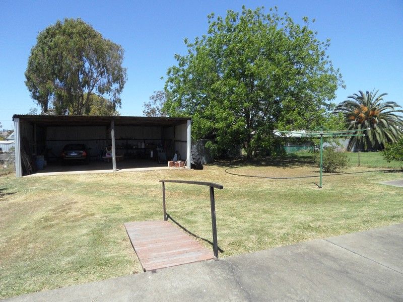 23 John St, Southbrook QLD 4363, Image 1