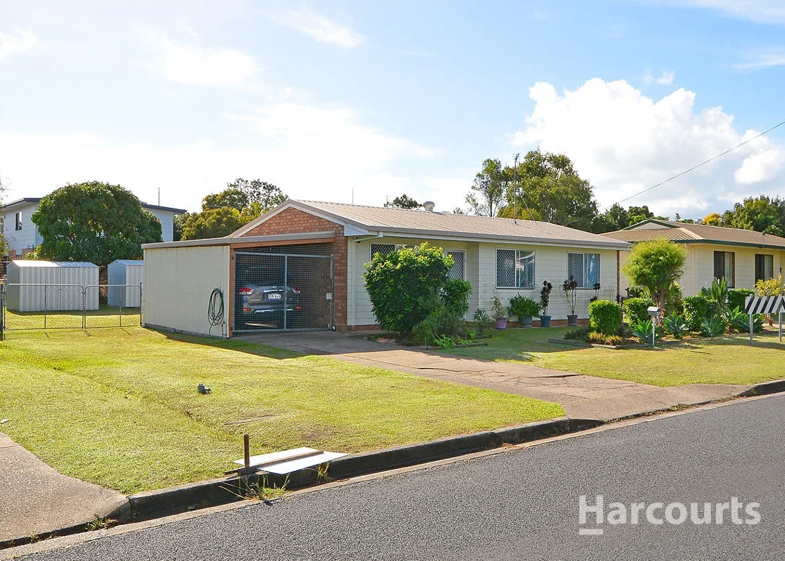 9 Ross Street, Urangan QLD 4655