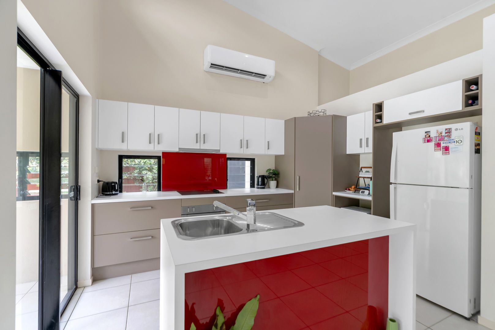 12 Quartzborough Promenade, Trinity Park QLD 4879, Image 2