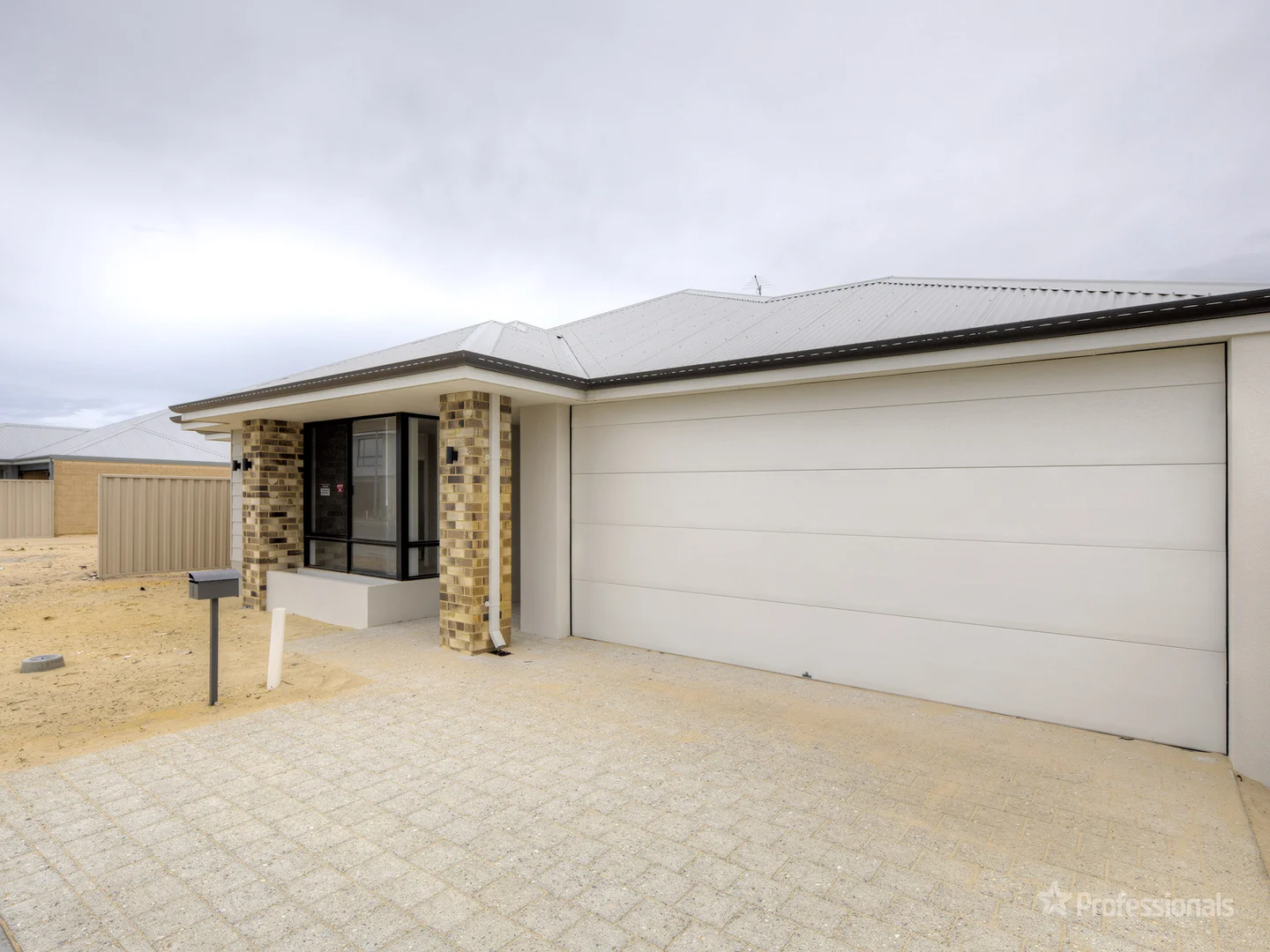 Additional image 3 of 8 Almond Street, Eglinton WA 6034