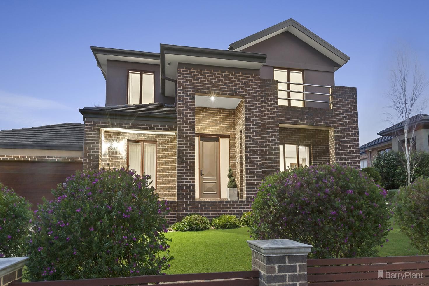 4 bedrooms Townhouse in 46 Melissa Street DONVALE VIC, 3111