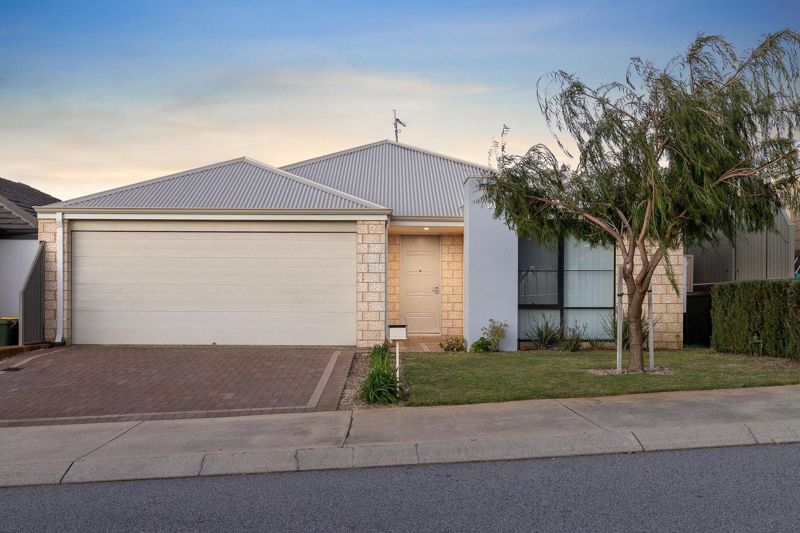 21 Davenport Approach, Wandi WA 6167, Image 0