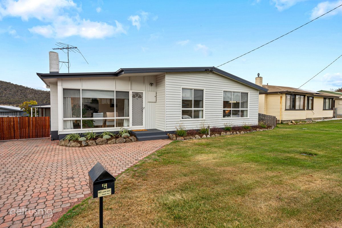 5 Warner Avenue, New Norfolk TAS 7140, Image 0