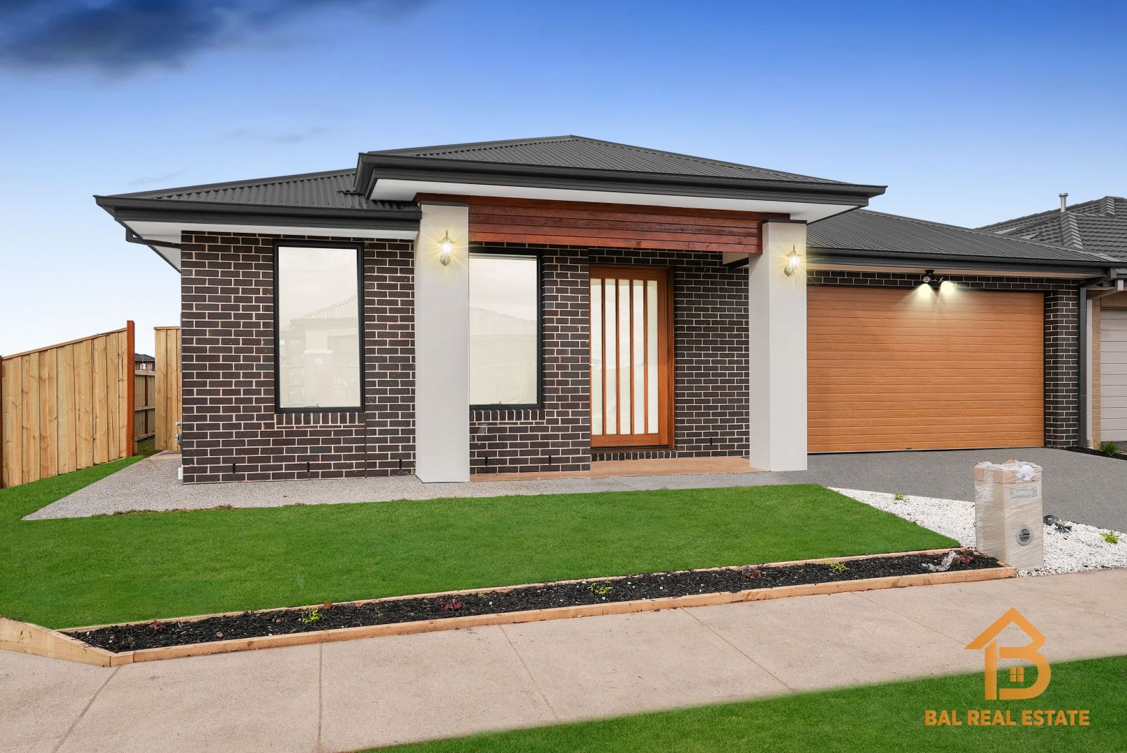 15 HARSHAW ROAD, Thornhill Park VIC 3335, Image 1