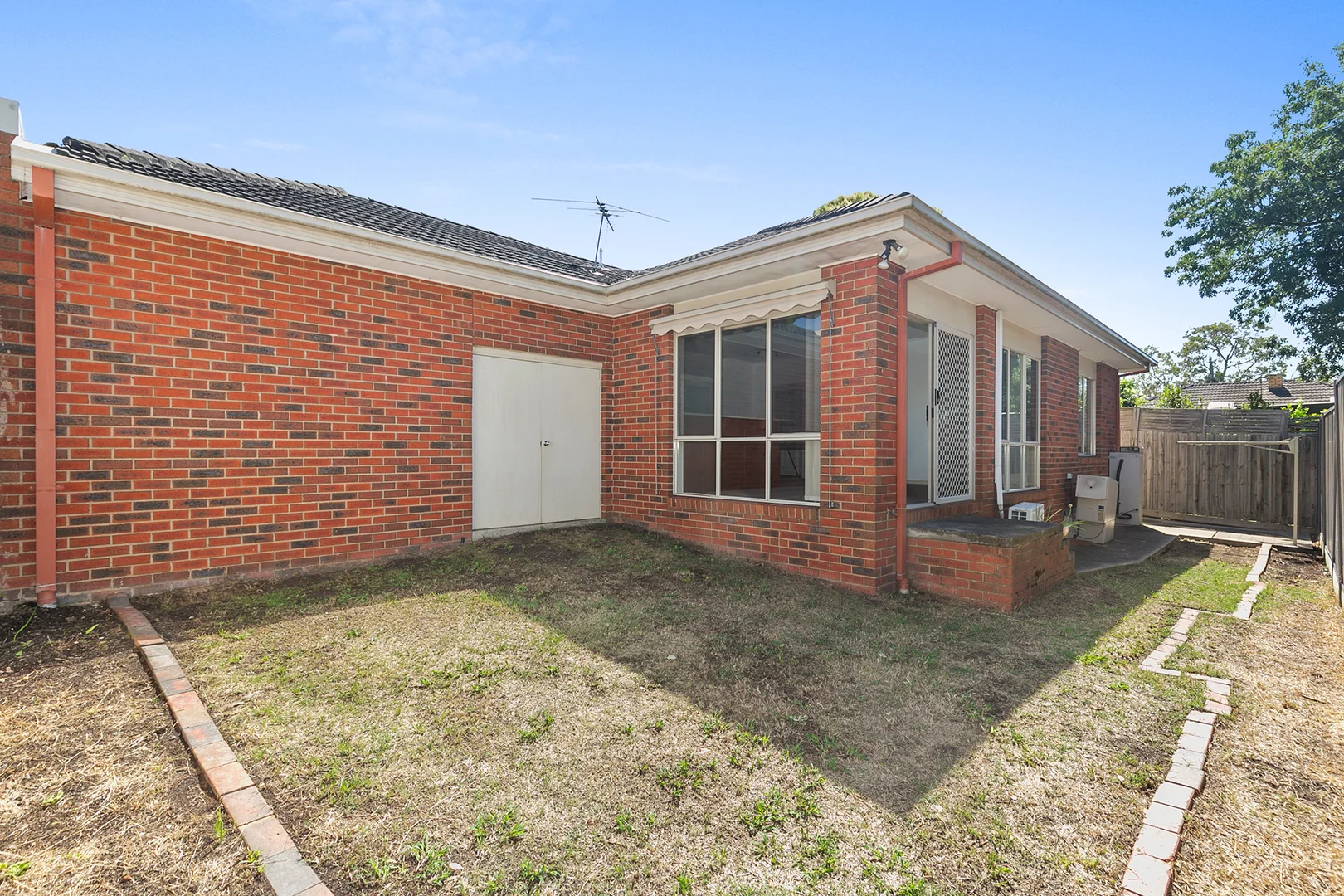 Additional image 8 of 2/11 Sagan Court, Glen Waverley VIC 3150