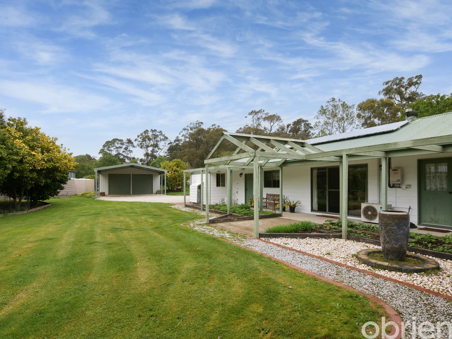 825 Main South Road, Drouin South VIC 3818 - House for Sale | Domain