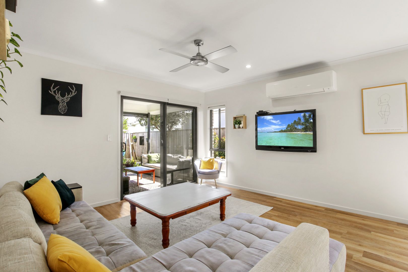 24 Long Board Street, Peregian Beach QLD 4573, Image 2