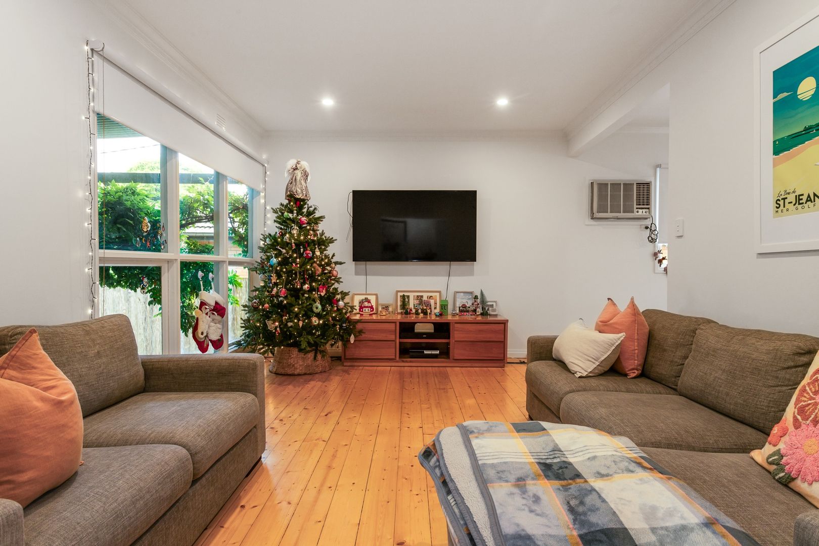 56 Blazey Road, Croydon South VIC 3136 House For Rent 820 Domain