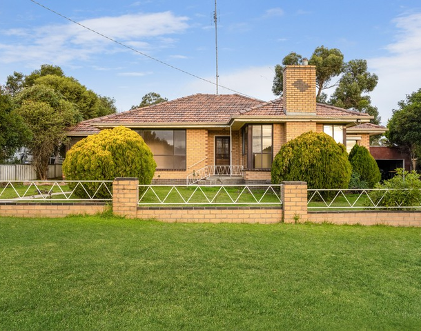 10 Eversley Street, Macarthur VIC 3286