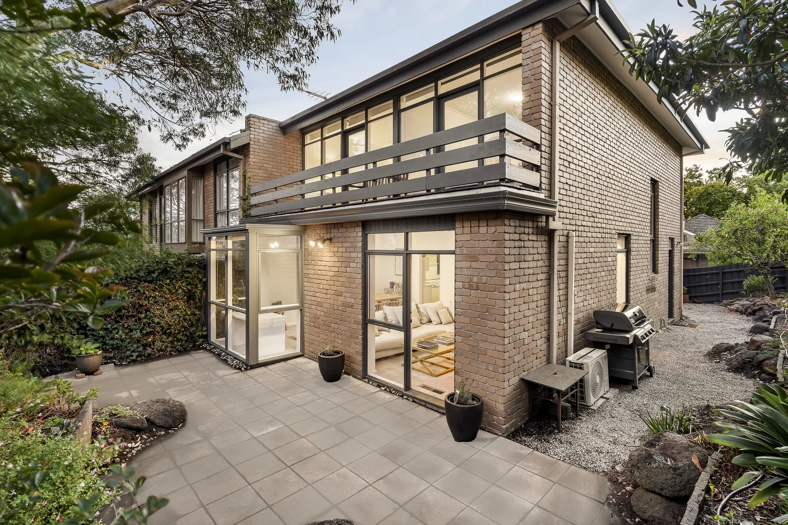Additional image 11 of 2/32 Walmer Street, Kew VIC 3101