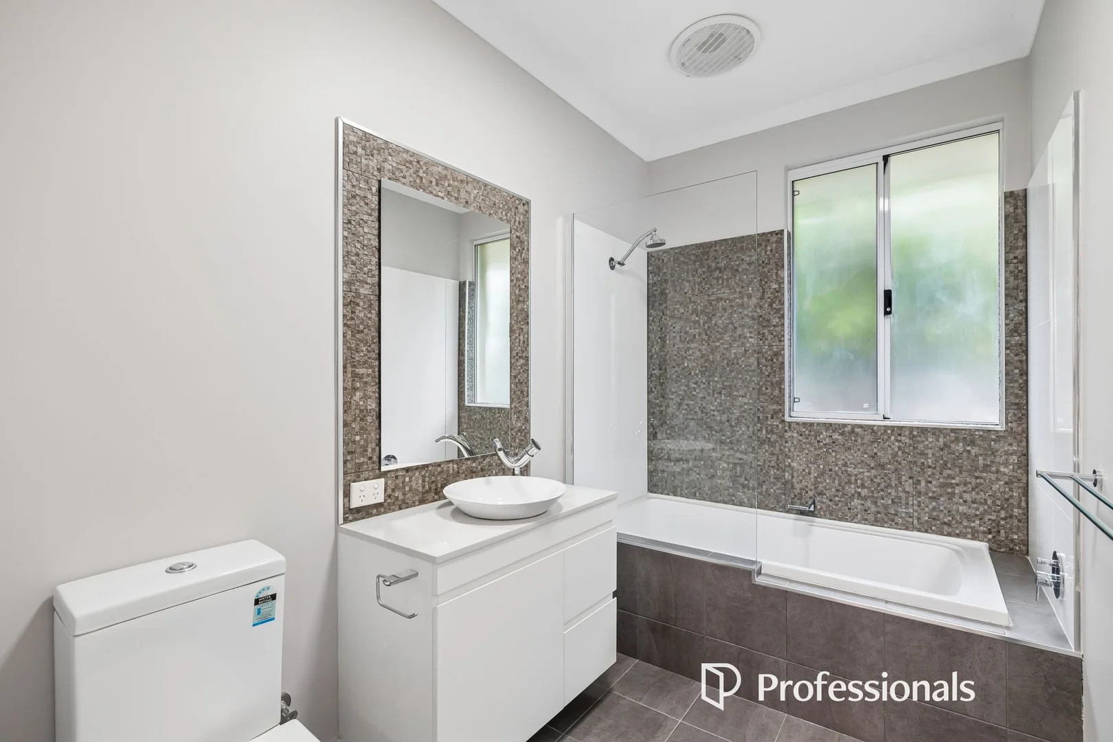 Additional image 12 of 1/75 Hartfield Road, Forrestfield WA 6058