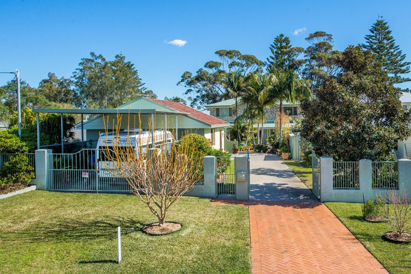 40 Albert Street, Taylors Beach NSW 2316, Image 2