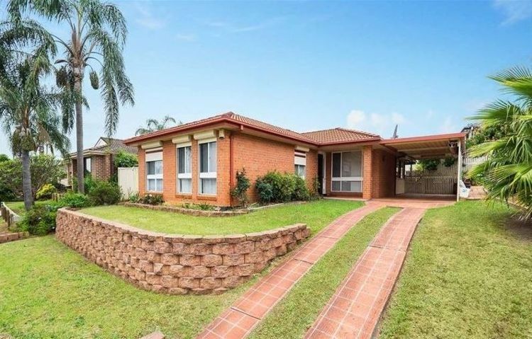 4 bedrooms House in 150 Thunderbolt Drive RABY NSW, 2566