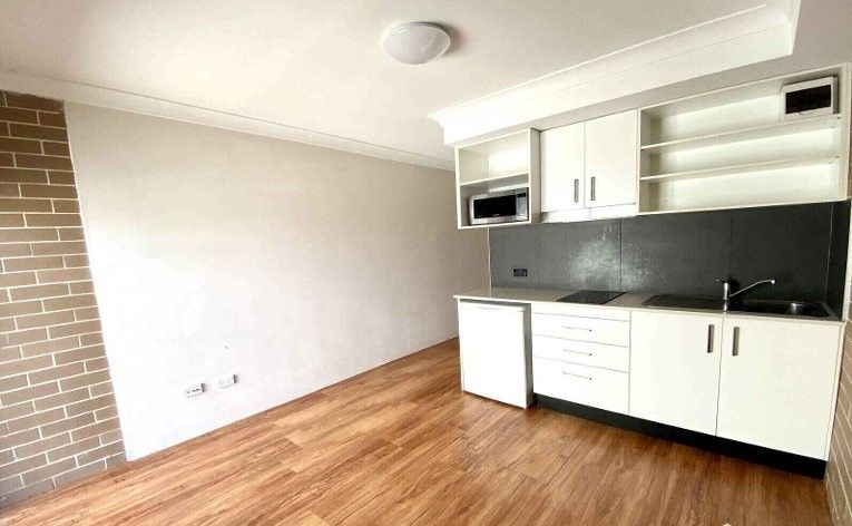 1 bedrooms Studio in 244 Wardell Road MARRICKVILLE NSW, 2204