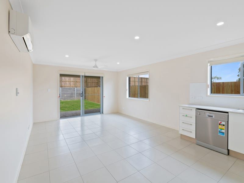 2 bedrooms Duplex in 2/44 Boydaw Road ORMEAU QLD, 4208