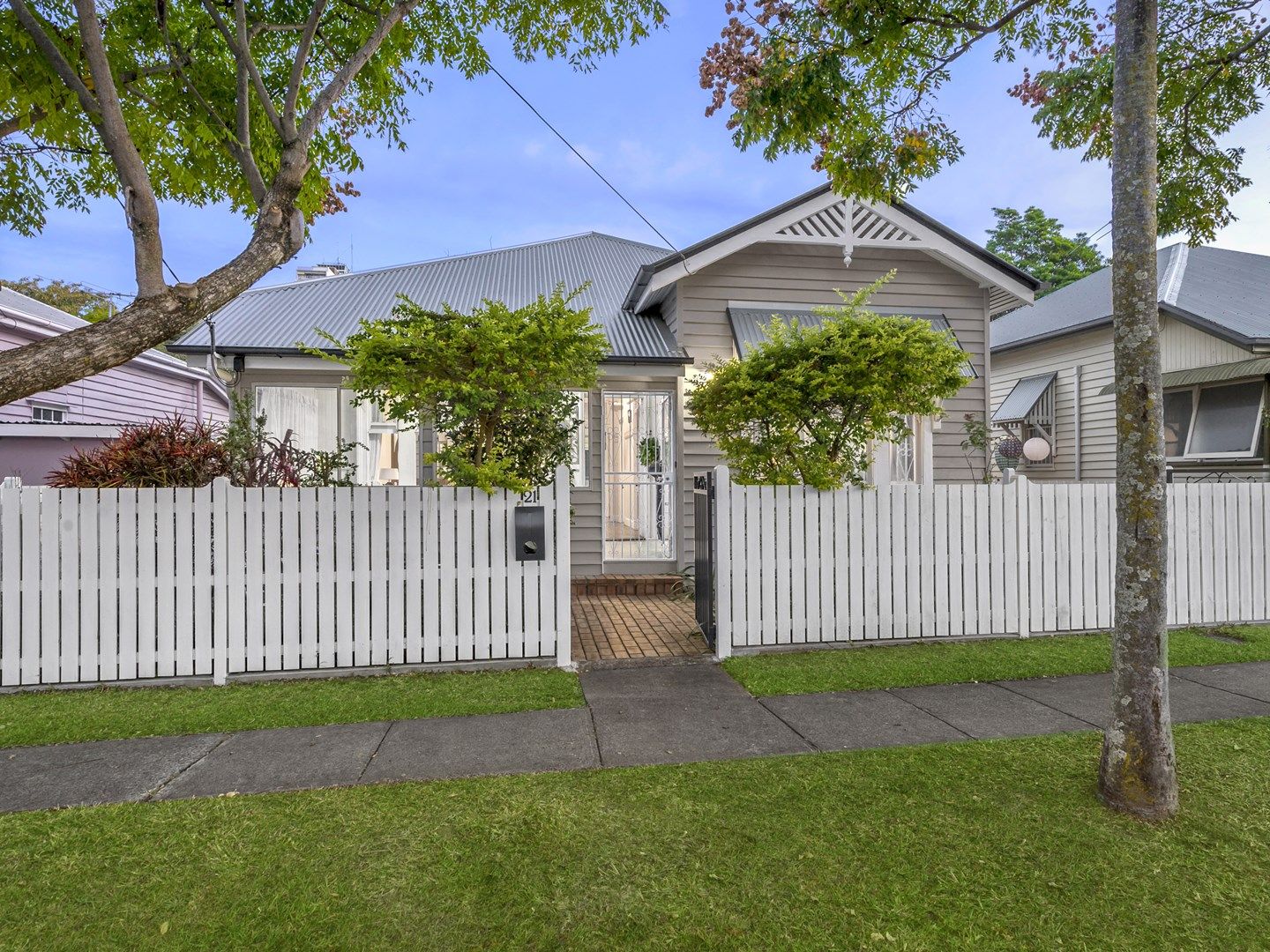 21 Blakeney Street, Highgate Hill QLD 4101, Image 0