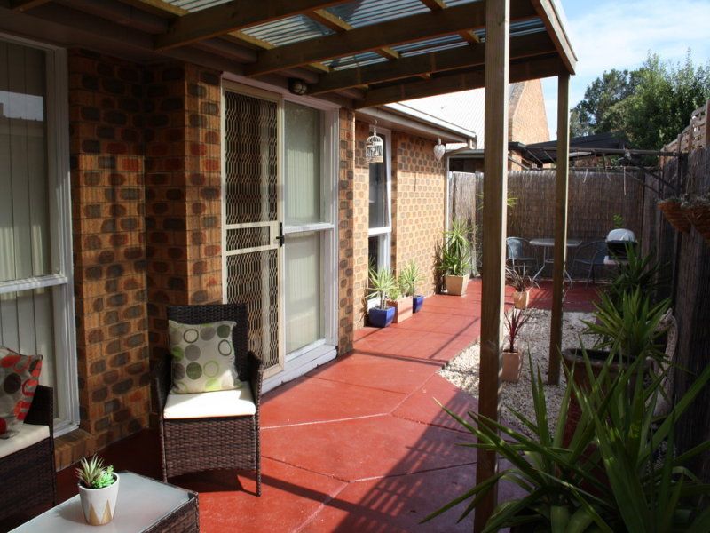 2 bedrooms Apartment / Unit / Flat in 6/197 Torquay Road GROVEDALE VIC, 3216