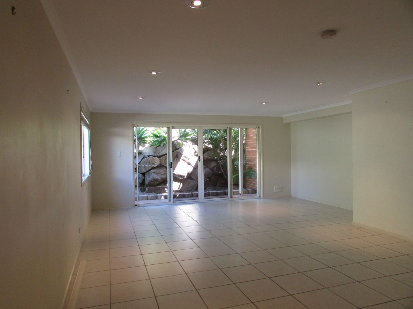 2/295 Moggill Road, Indooroopilly QLD 4068, Image 2