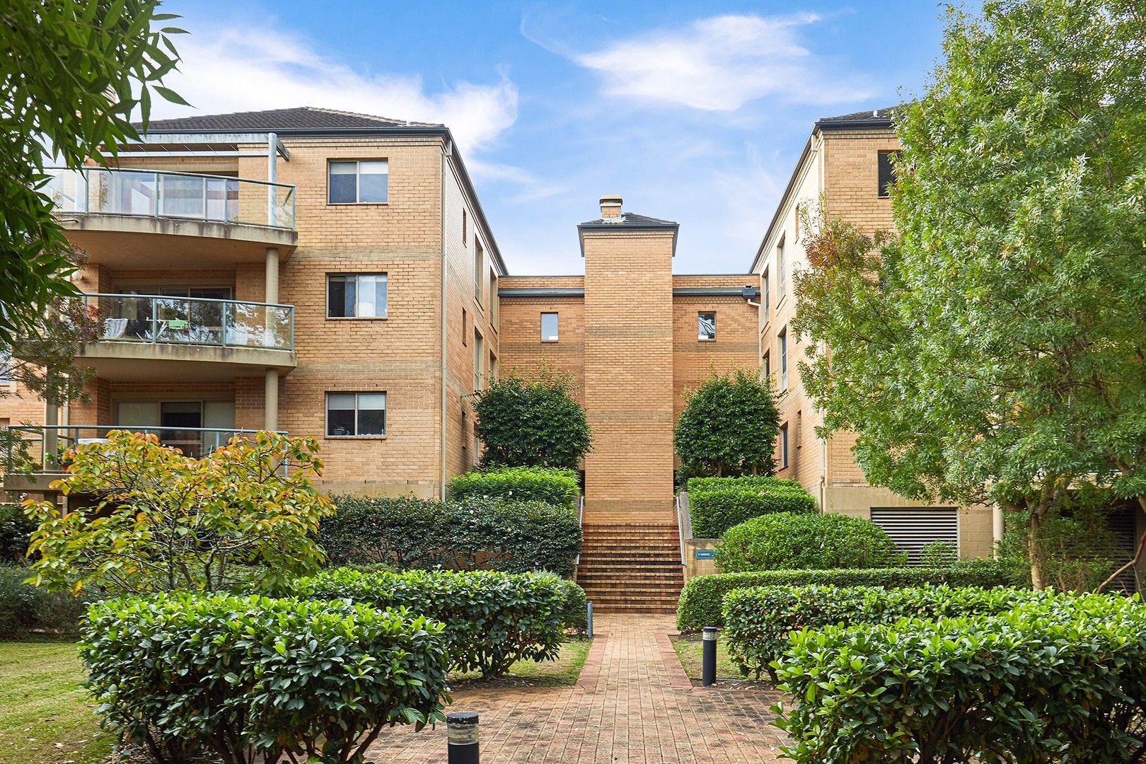 2 bedrooms Apartment / Unit / Flat in 42/1-9 Yardley Avenue WAITARA NSW, 2077